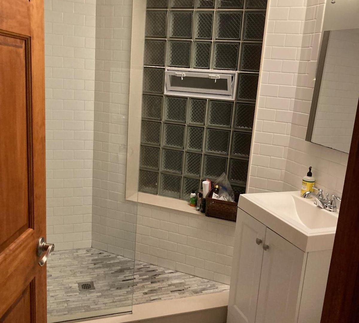 Bed & Breakfast In Dorothys Chicago