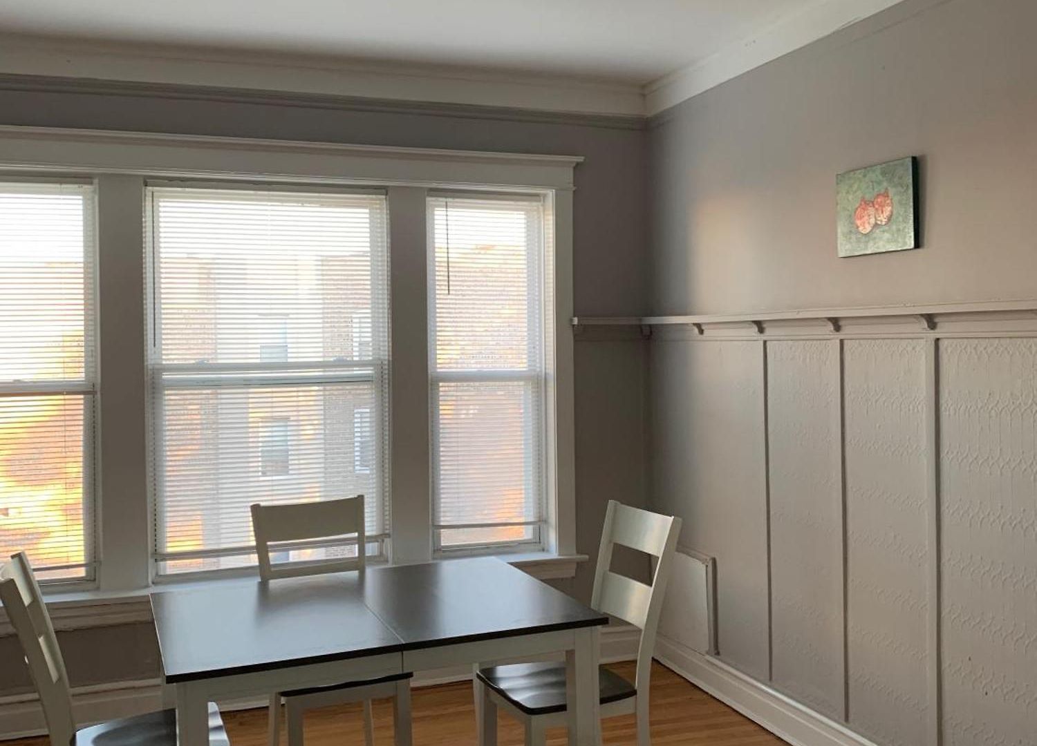 Entire With Private Balcony Apartment