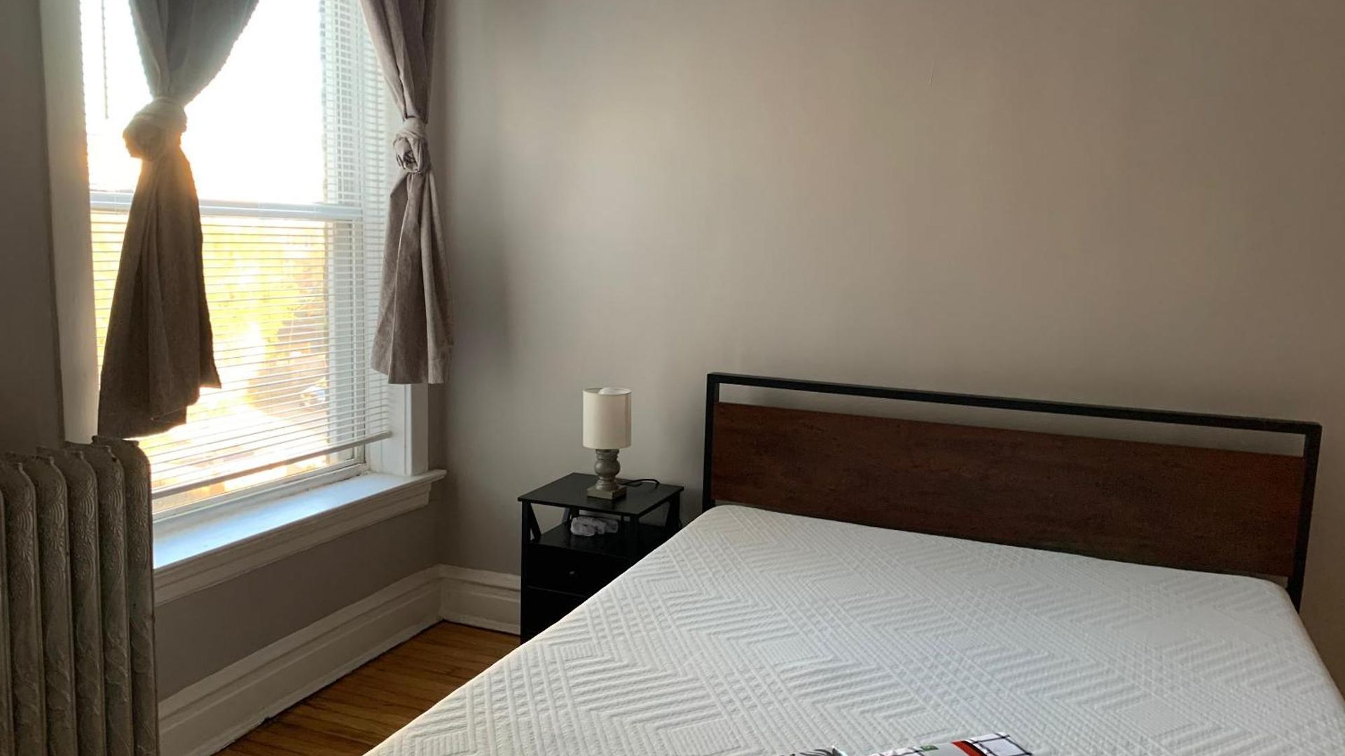 Entire With Private Balcony Apartment