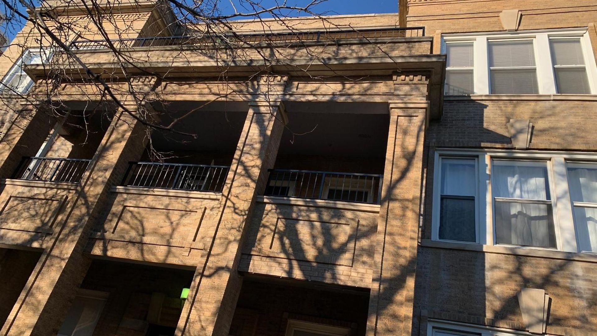Entire With Private Balcony Apartment