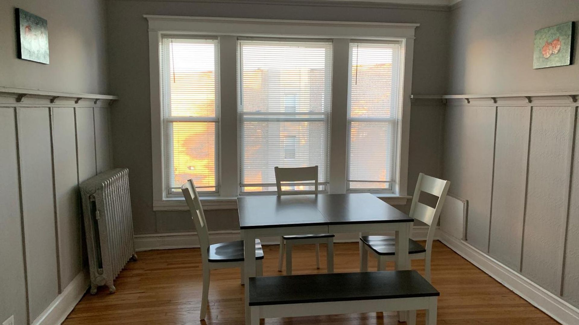 Entire With Private Balcony Apartment *