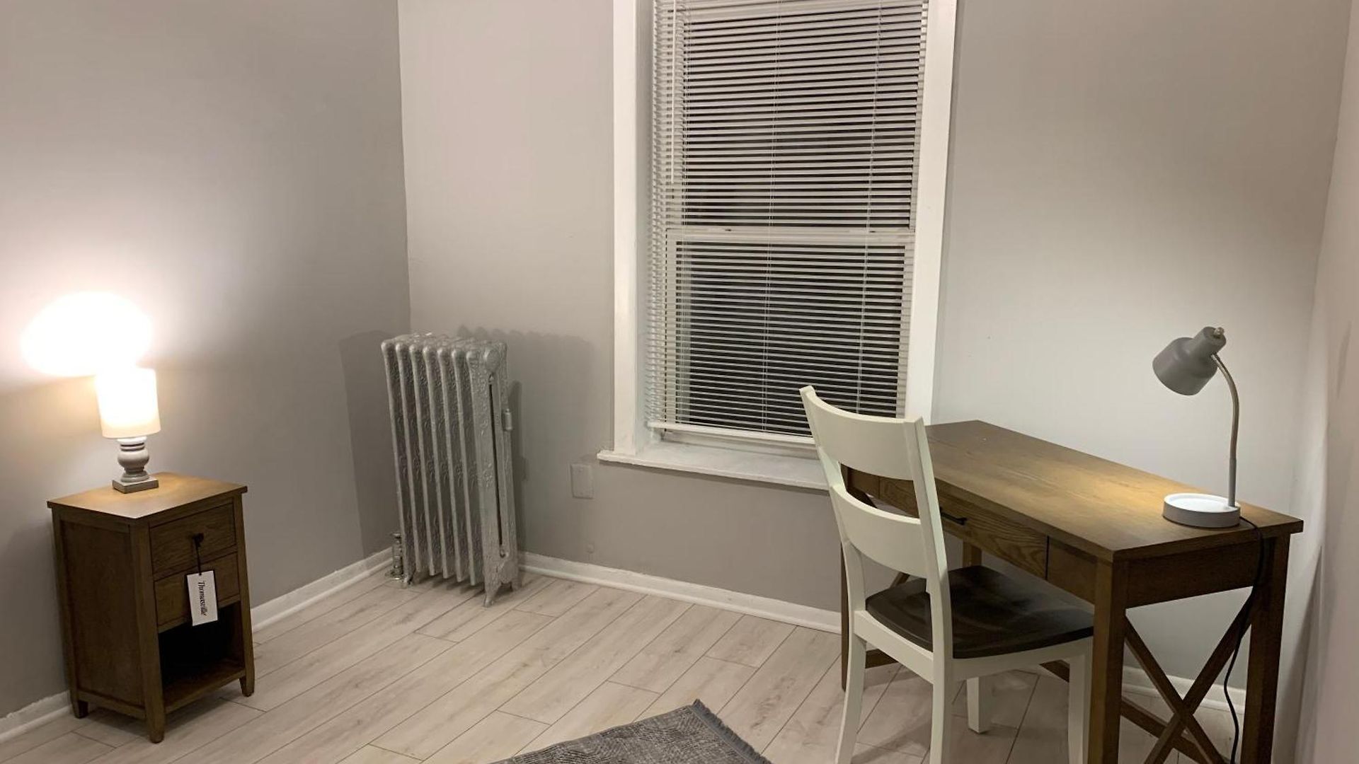 Entire With Private Balcony *
