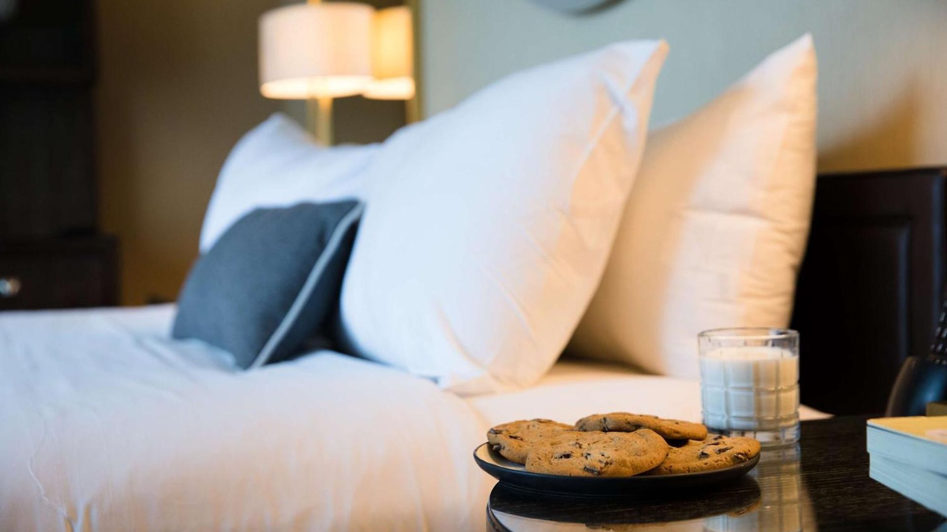 The Royal Sonesta River North 4*