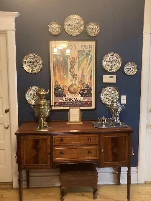 Private With Full Size Bed In Lakeview - 3c