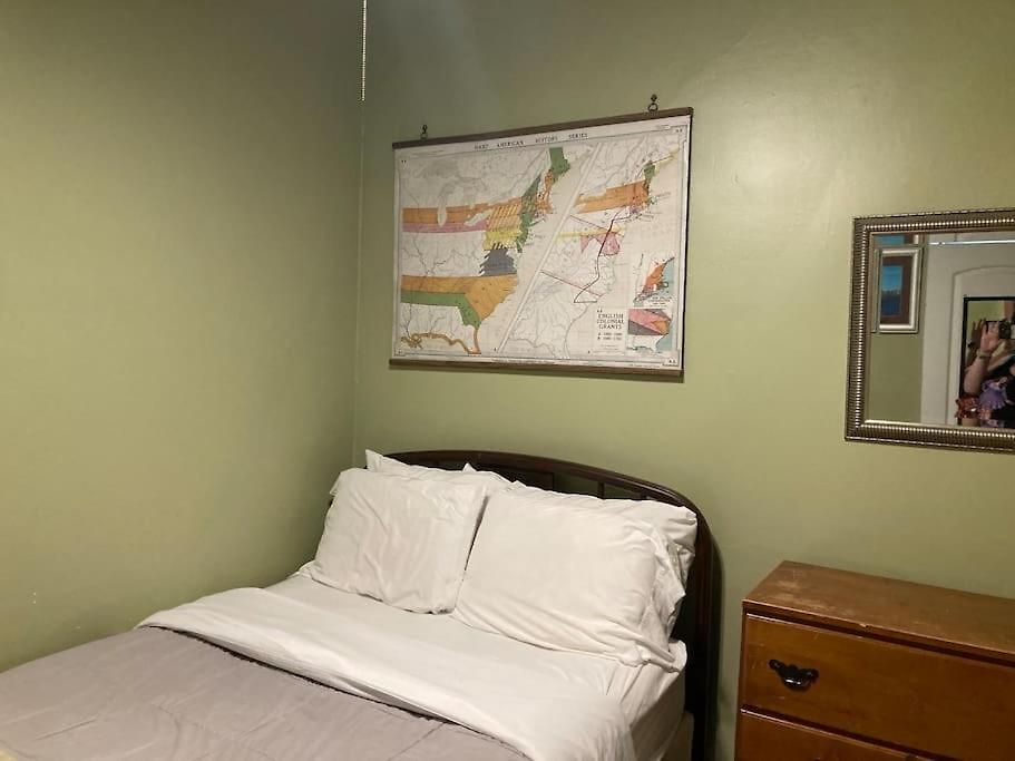 Private With Full Size Bed In Lakeview - 3c Bed & Breakfast *