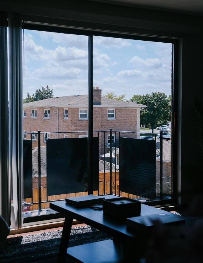 Near O'hare • Personal Gym & Balcony • Safe Area Apartment *