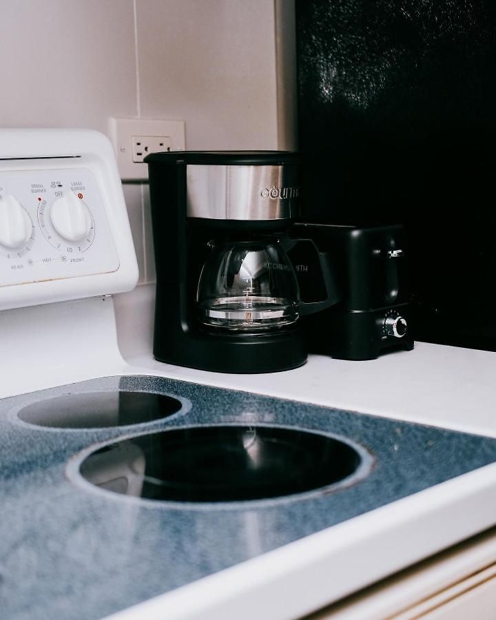 Near O'hare • Personal Gym & Balcony • Safe Area Apartment Chicago
