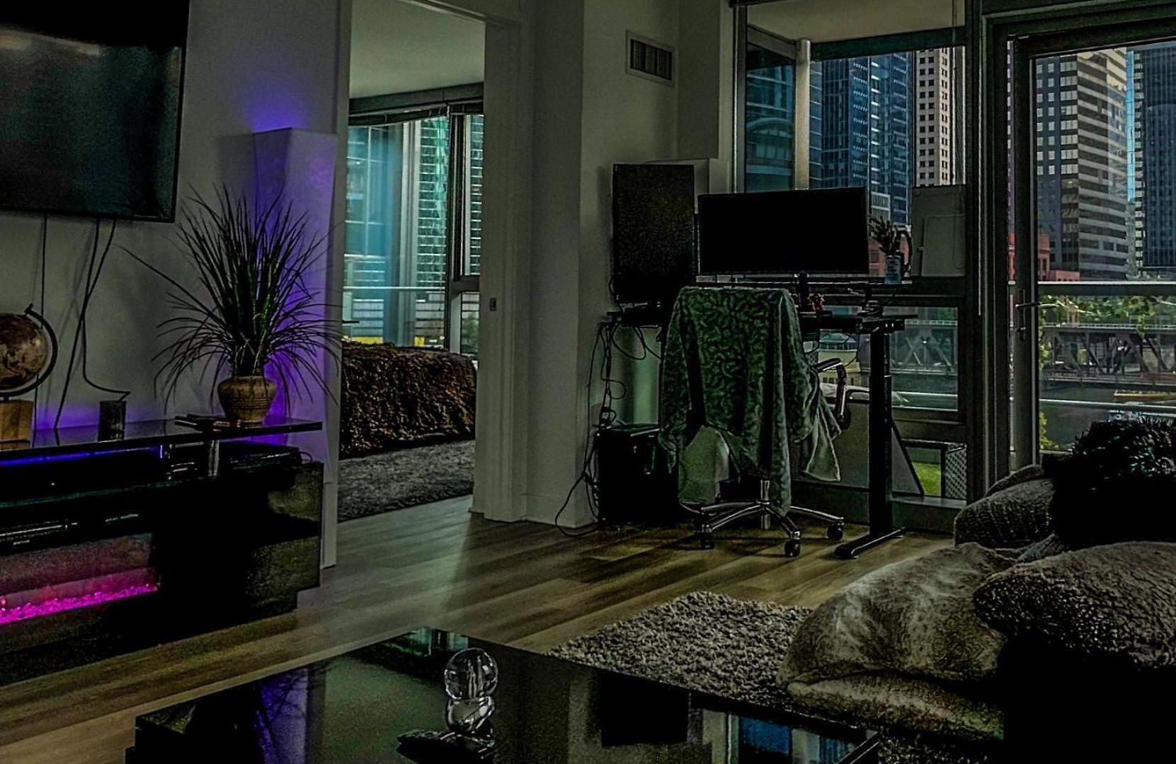 Nvcll Hotel