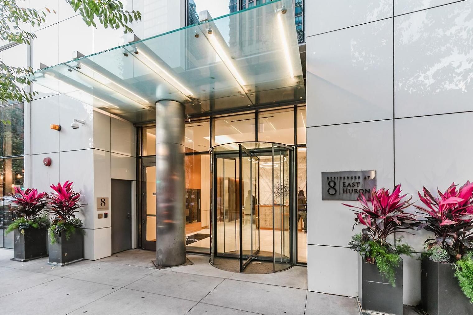 Apartment River N 2br W Gym Wd Bbq Pool Nr Mag Mile Chi-132 *