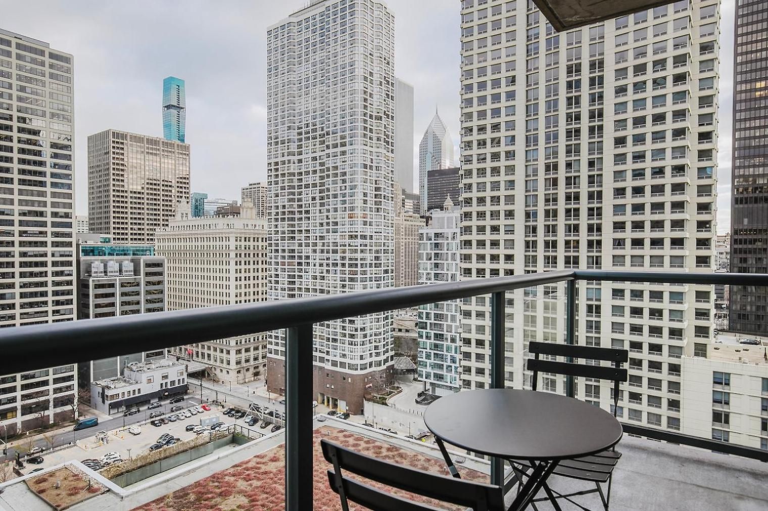 Blueground River North Pool Gym Nr Mile Chi-1143 Chicago