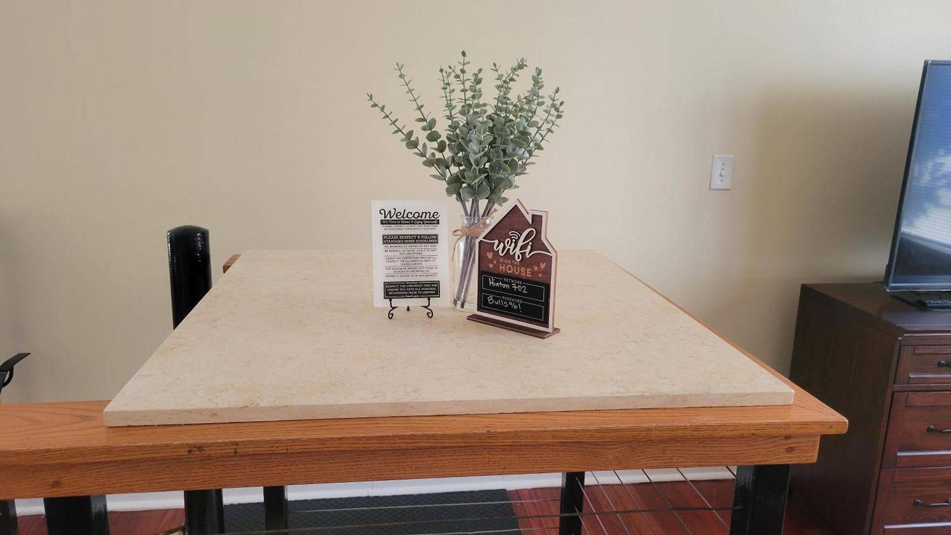Charming 3bd 2bth Apartment--private *