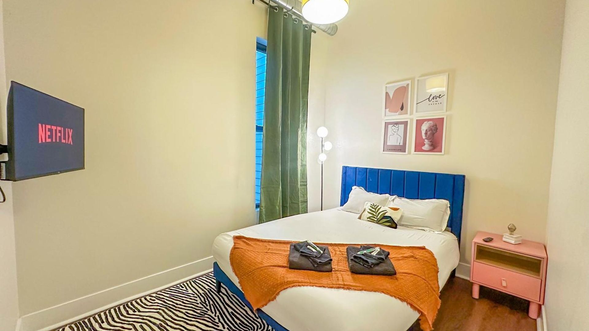 Cozy 420-friendly 3br Modern With Optional Parking Near Mccormick Place, Museum Campus And Soldier Field