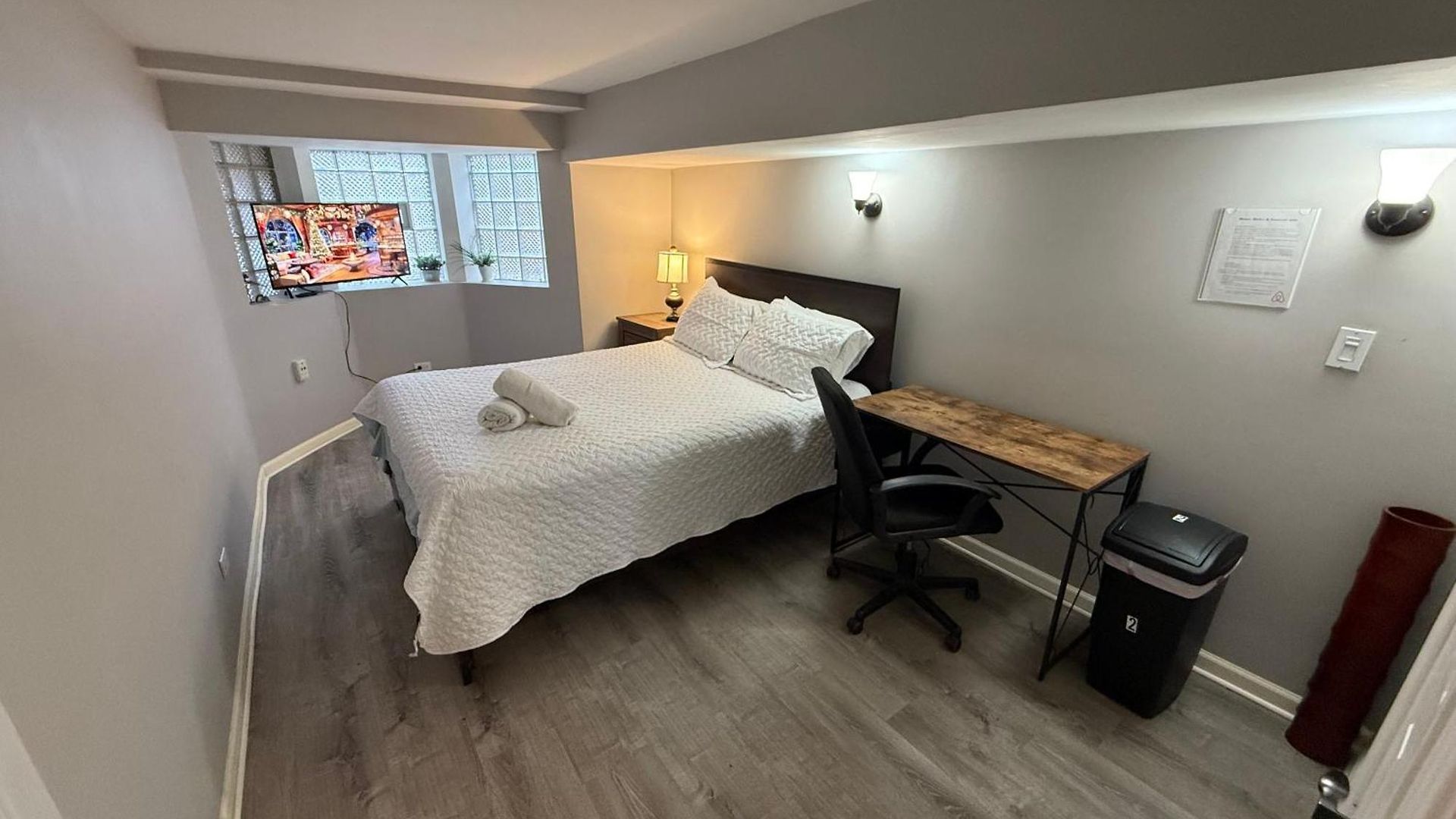 Homestay Close To Downtown - Free Parking *