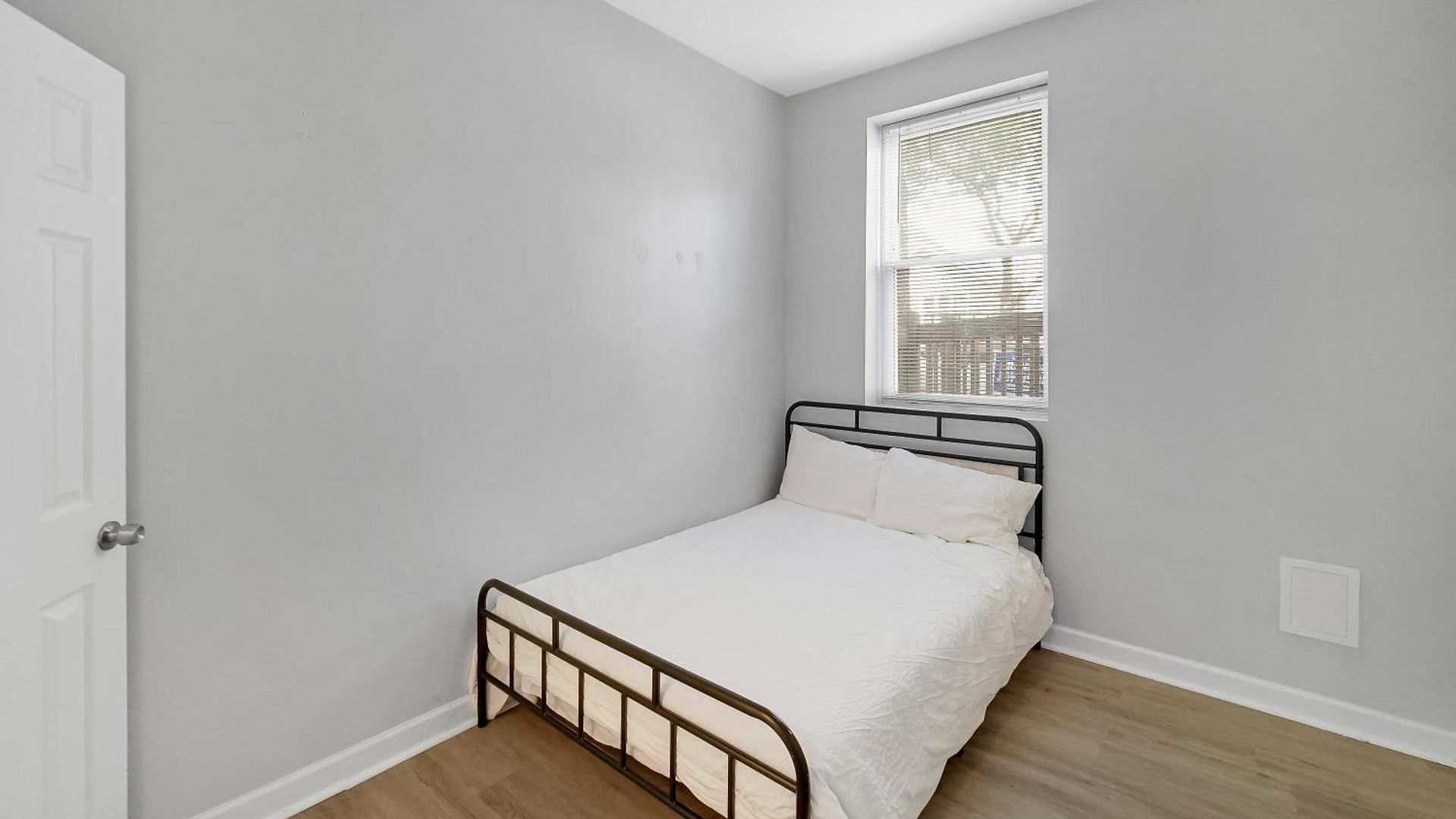 Heart Of 4 Bedroom Chicago
