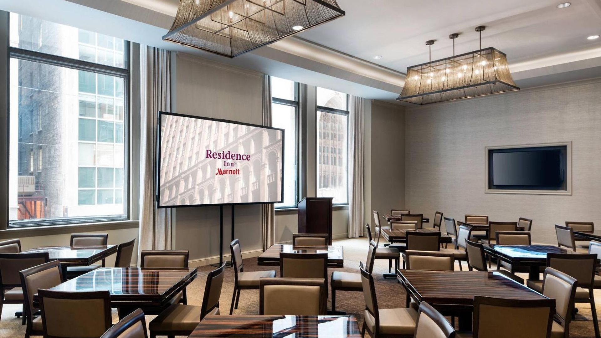 By Marriott Downtown/loop