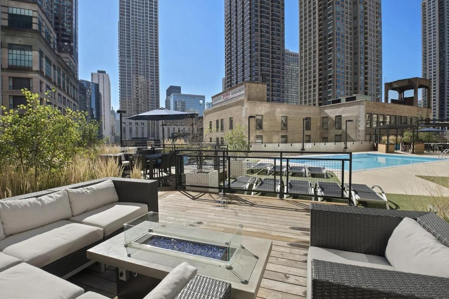 River N 1br W Gym Pool Nr Magnificent Mile Chi-269 Apartment Chicago