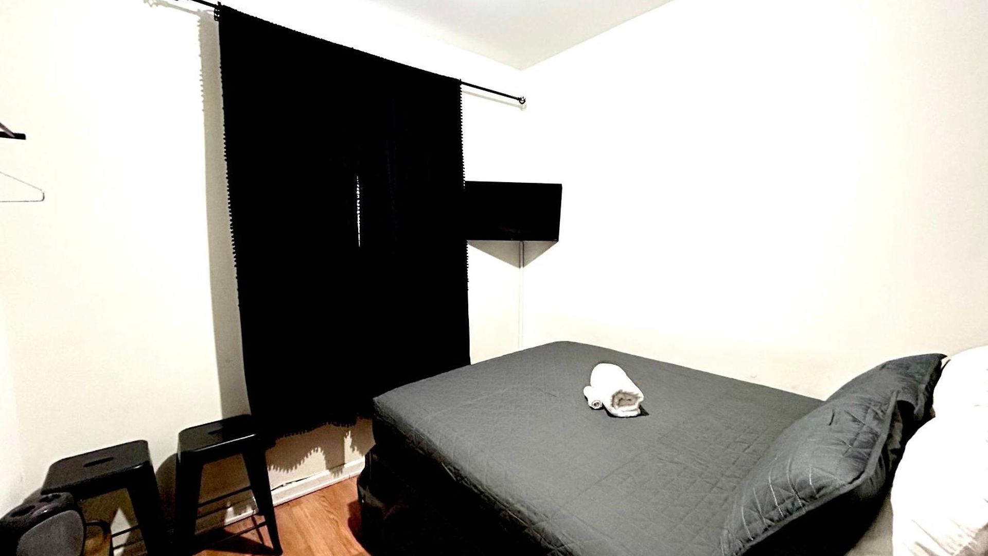 Stay Chicago Hostel