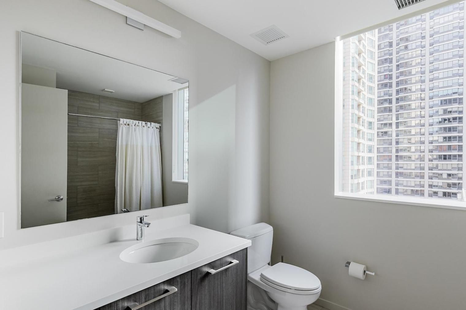 Apartment Blueground River North 2bd Chi-1114 Chicago