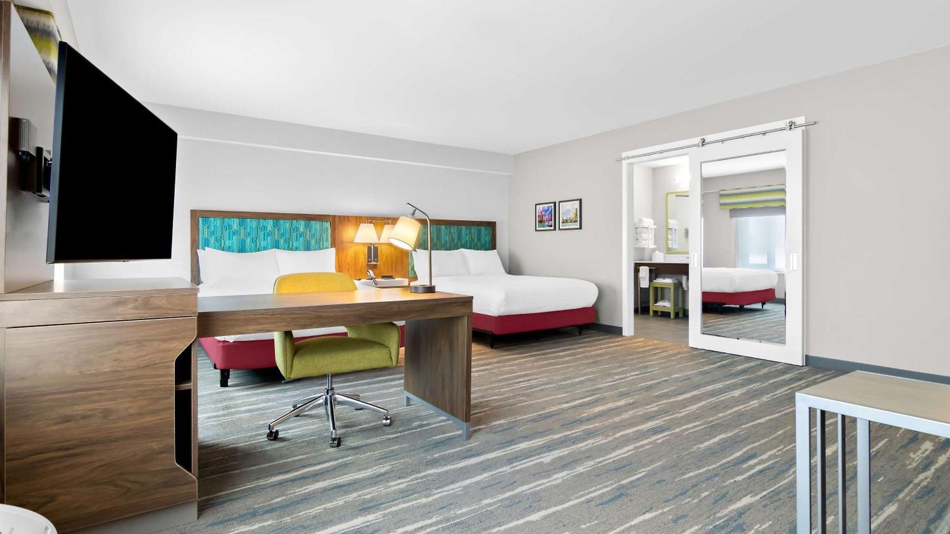 Hampton & Medical District Uic Hotel