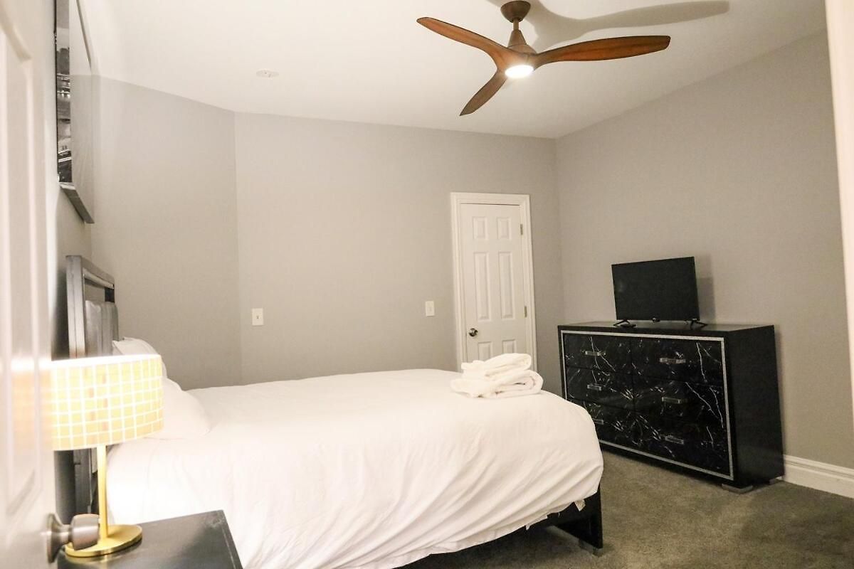 Apartment Gorgeous 4bdr In Chicago,15mins From Dwtn *
