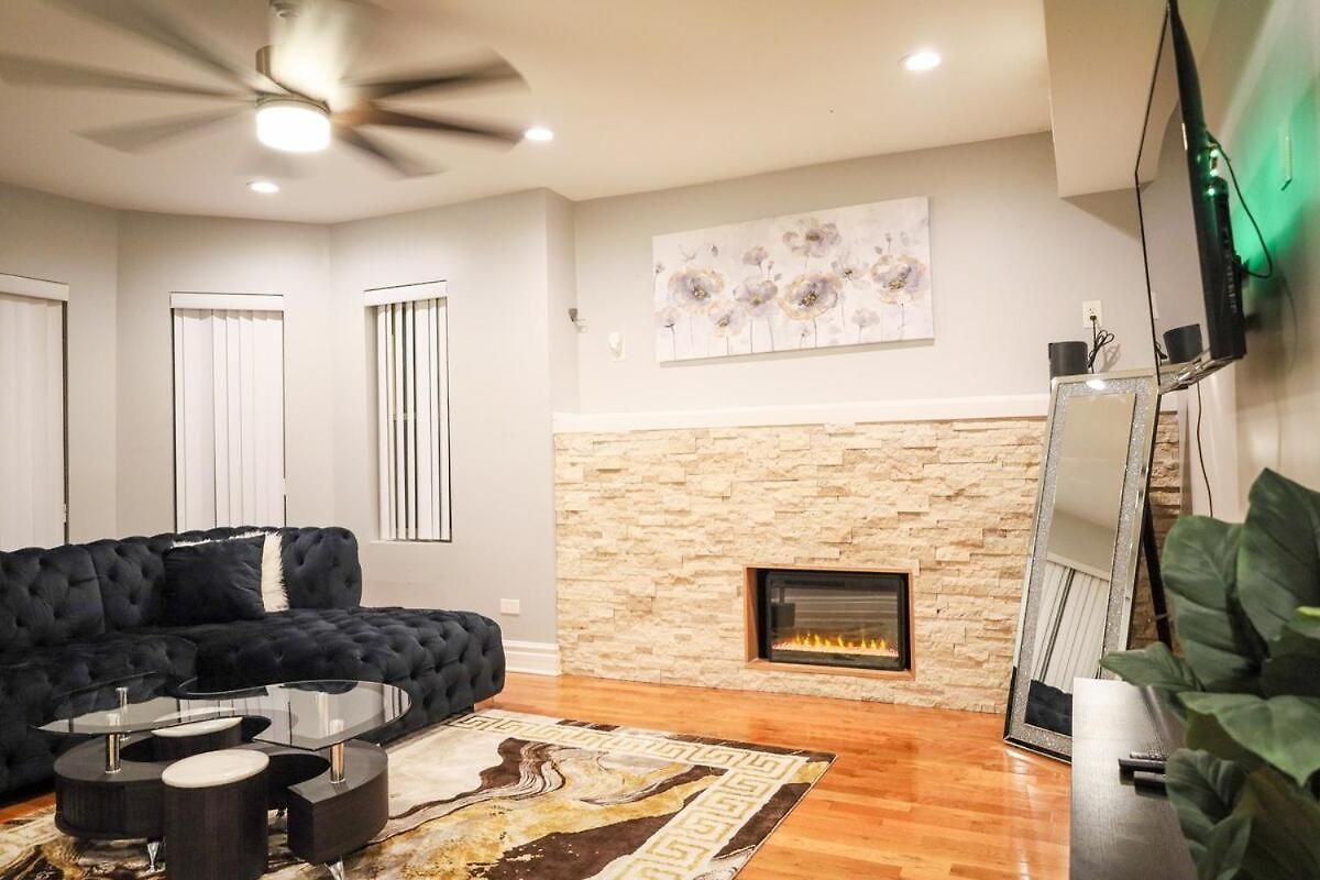 Apartment Gorgeous 4bdr In Chicago,15mins From Dwtn