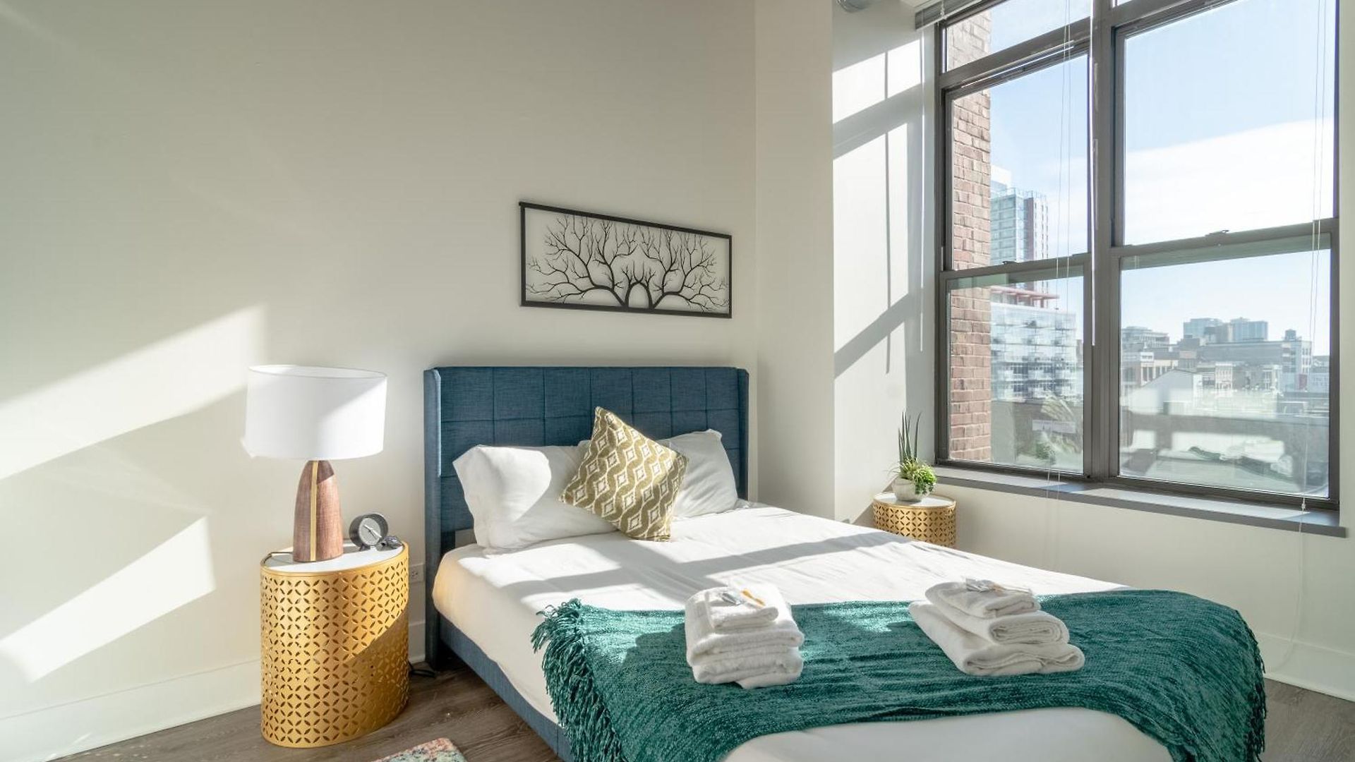 Slumber - Mccormick 3* Chicago