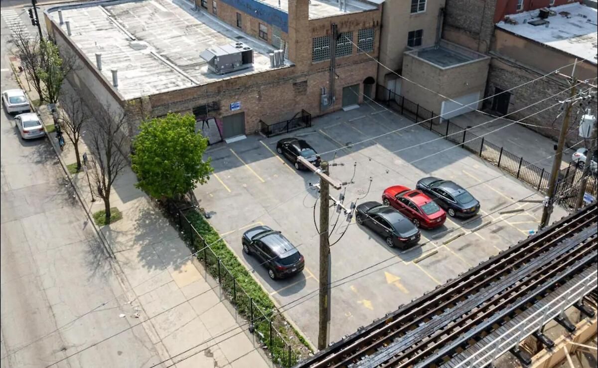 Spacious 420 Friendly 3br In South Loop Near Mccormick Place, Grant Park And Soldier Field With Optional Parking Apartment