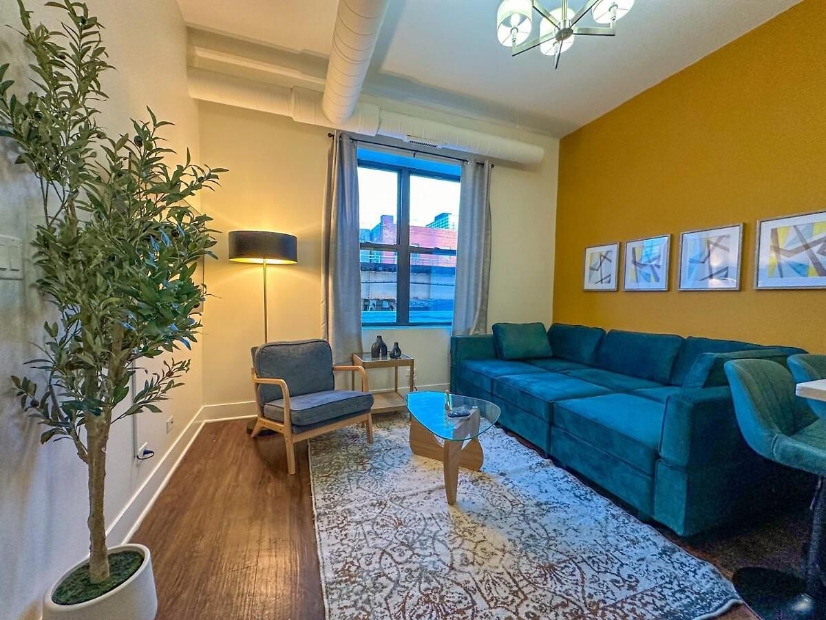 Spacious 420 Friendly 3br In South Loop Near Mccormick Place, Grant Park And Soldier Field With Optional Parking Chicago