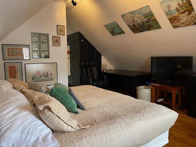 Ray's Bucktown 3*