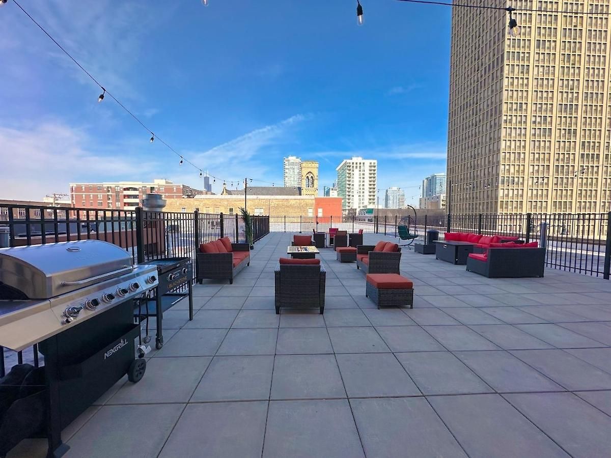 Mccormick Place With Optional Parking And Sleeps Up To 4 Apartment *