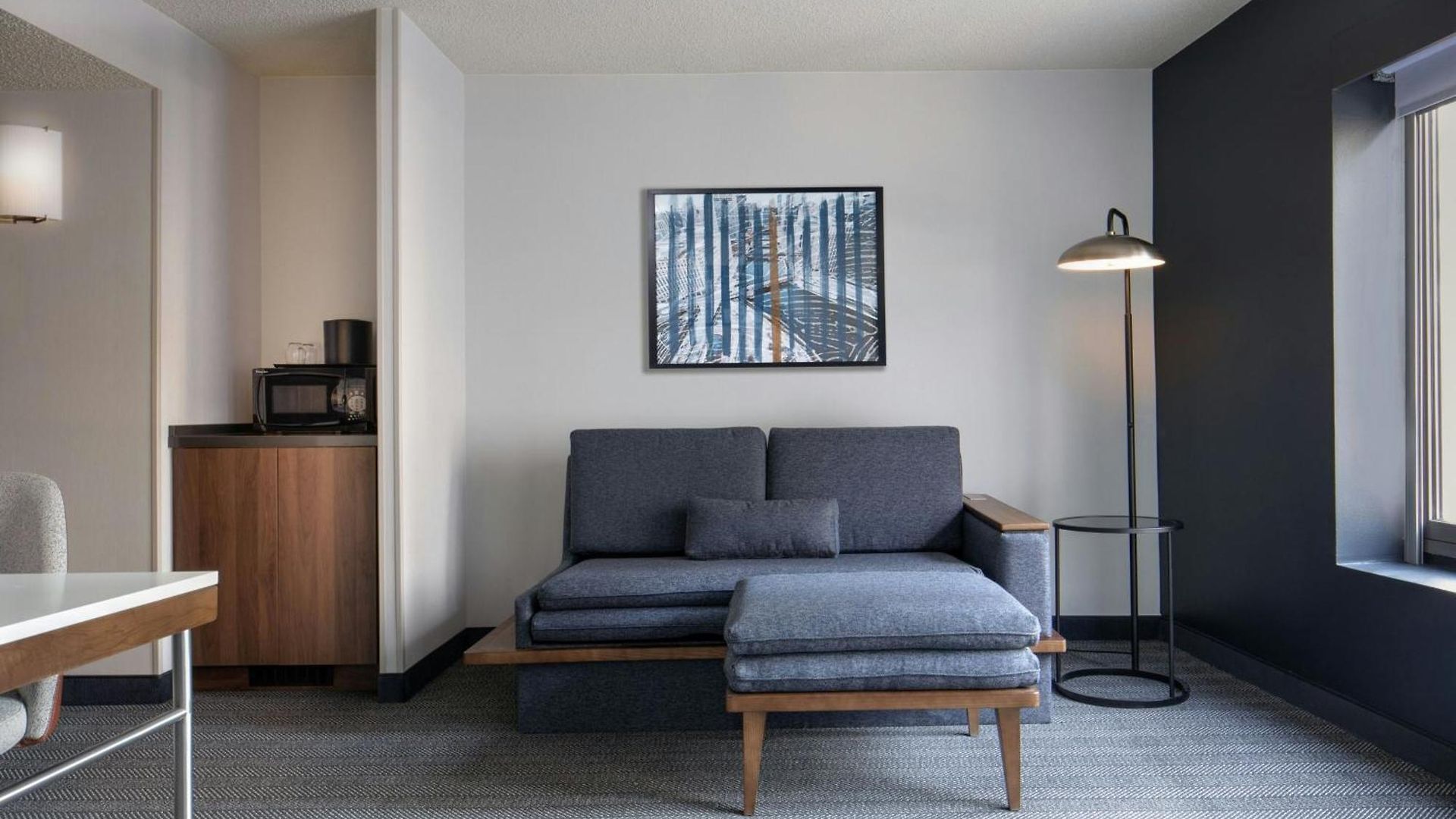 Courtyard By Marriott Downtown/river North