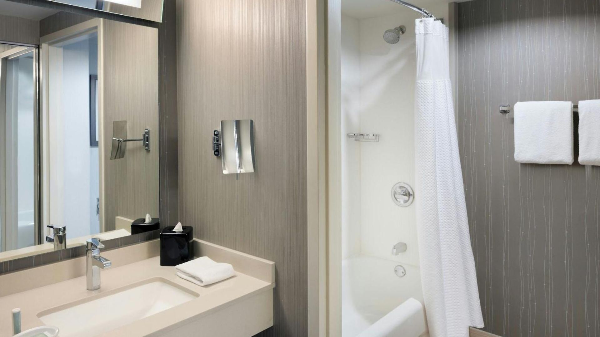 Courtyard Downtown/magnificent Mile Hotel Chicago