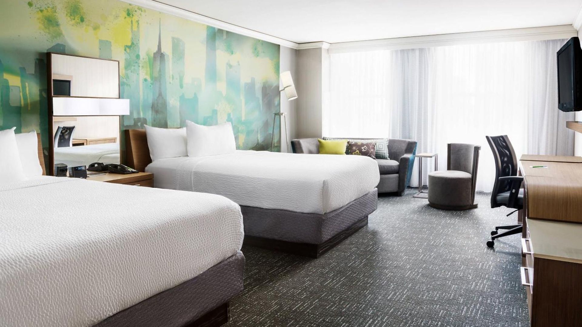Courtyard Downtown/magnificent Mile