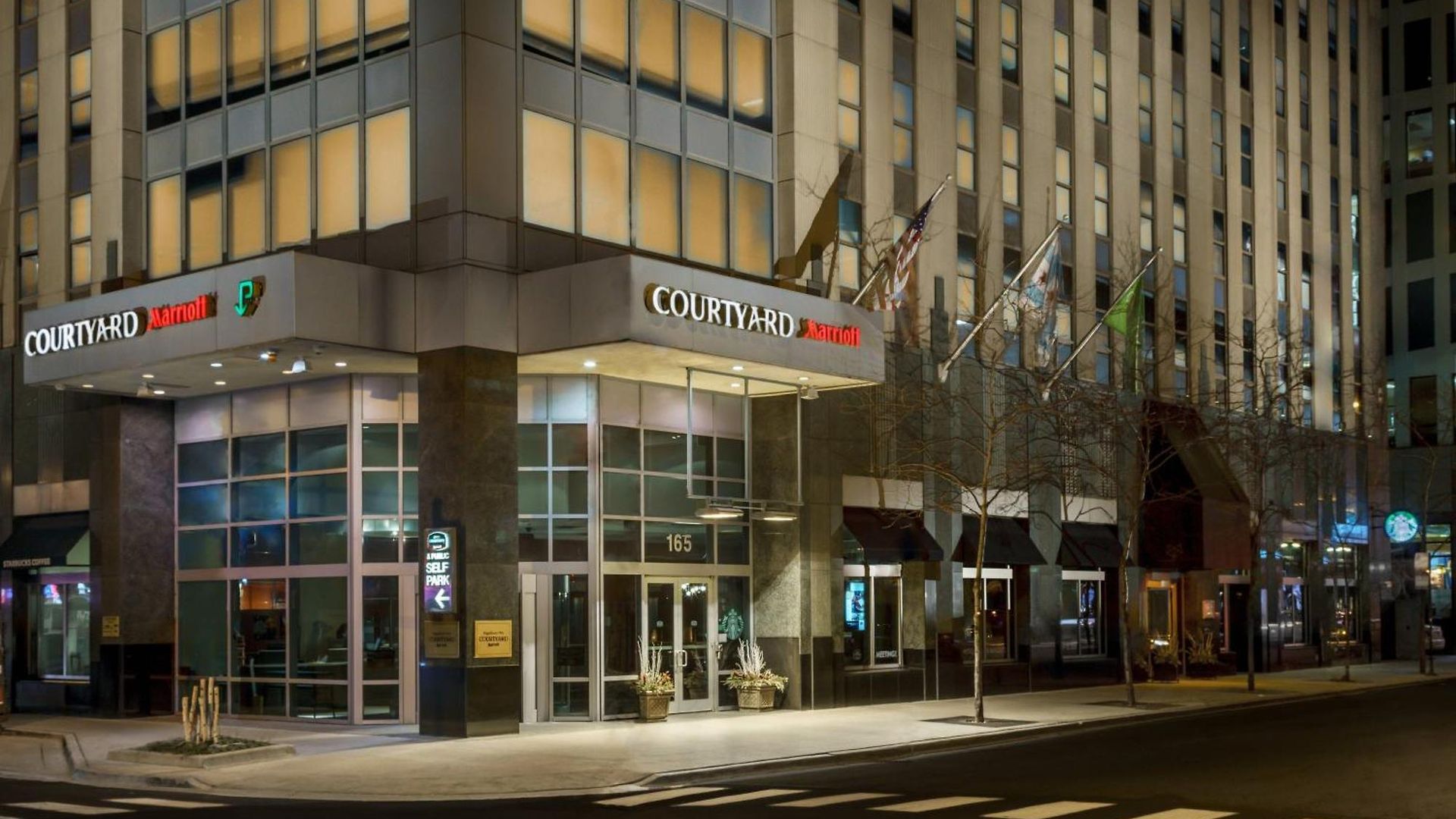 Courtyard Downtown/magnificent Mile