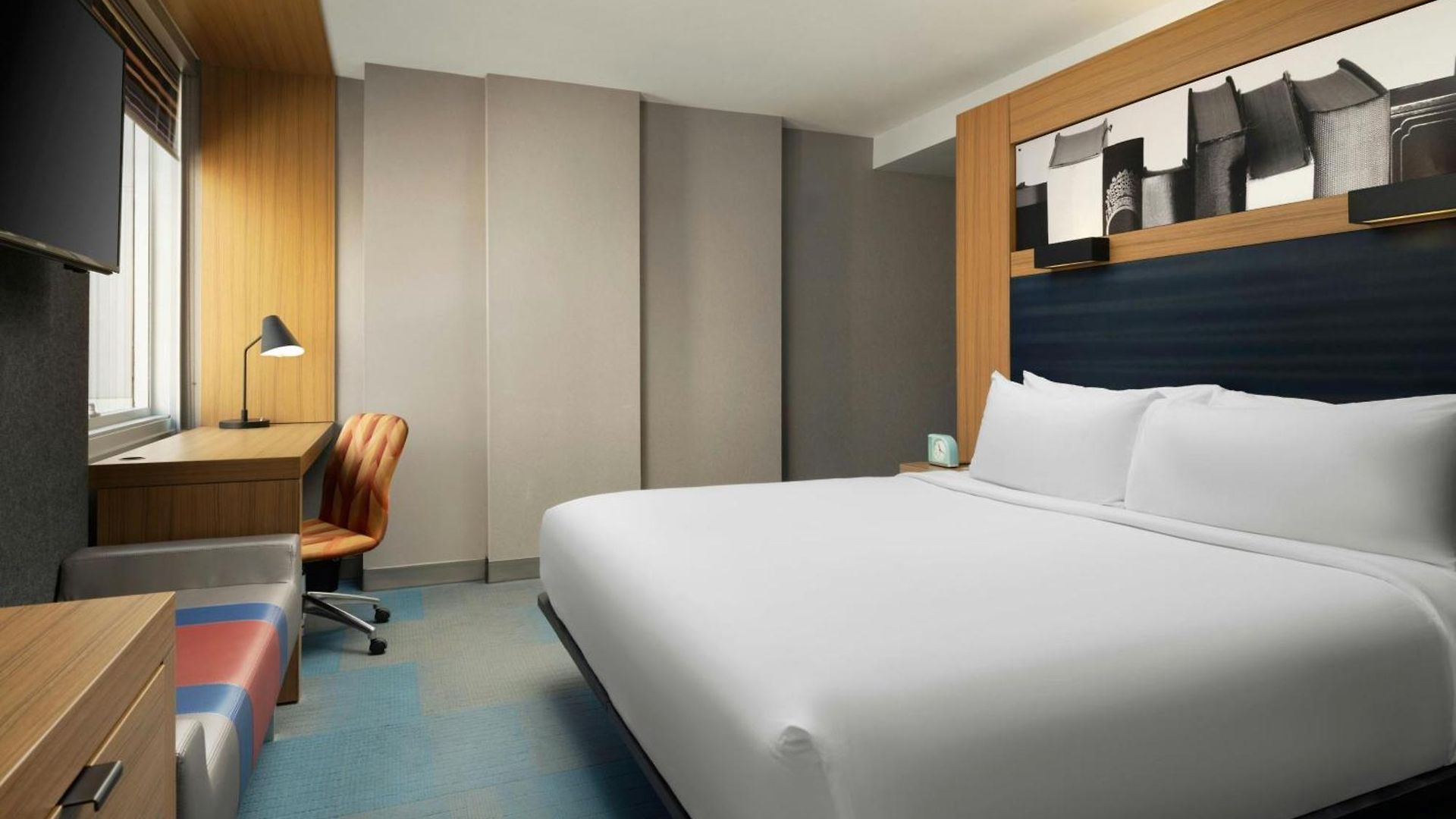 Aloft By Marriott Downtown River North Hotel Chicago