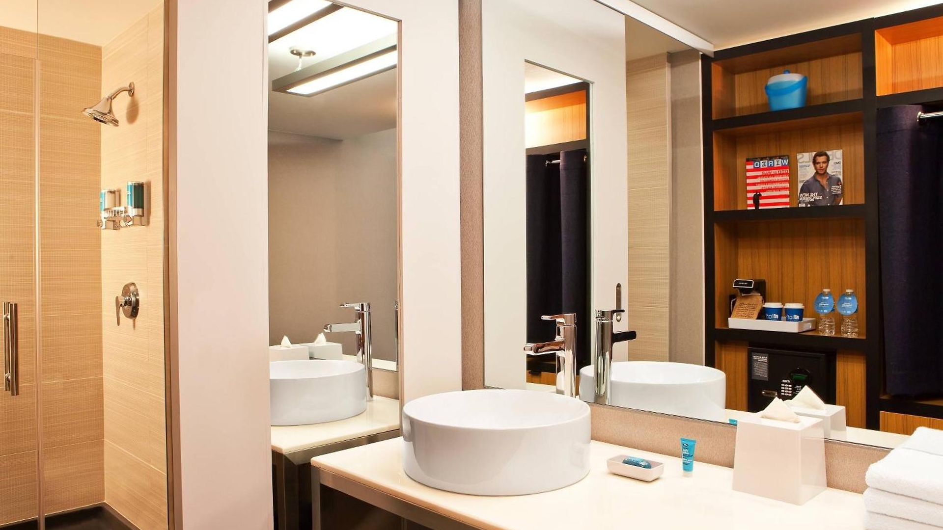 Aloft By Marriott Downtown River North Chicago
