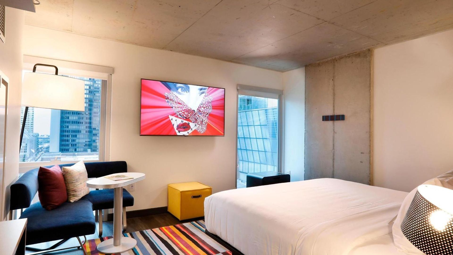 Aloft By Marriott Mag Mile Hotel