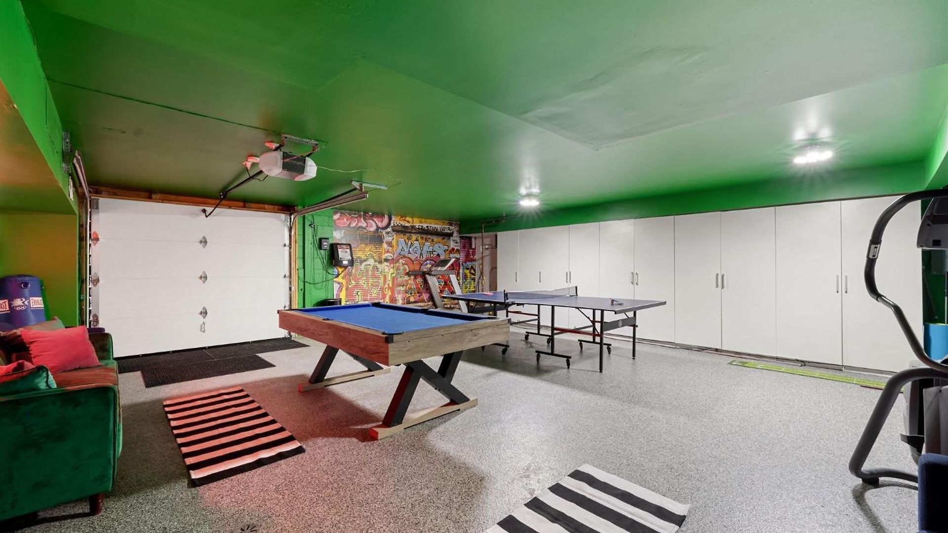 5br 5ba Architectural Estate-theatre Gym Rooftop Holiday home *