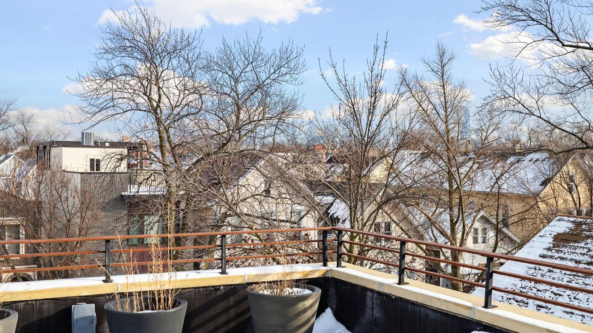 Holiday home 5br 5ba Architectural Estate-theatre Gym Rooftop Chicago