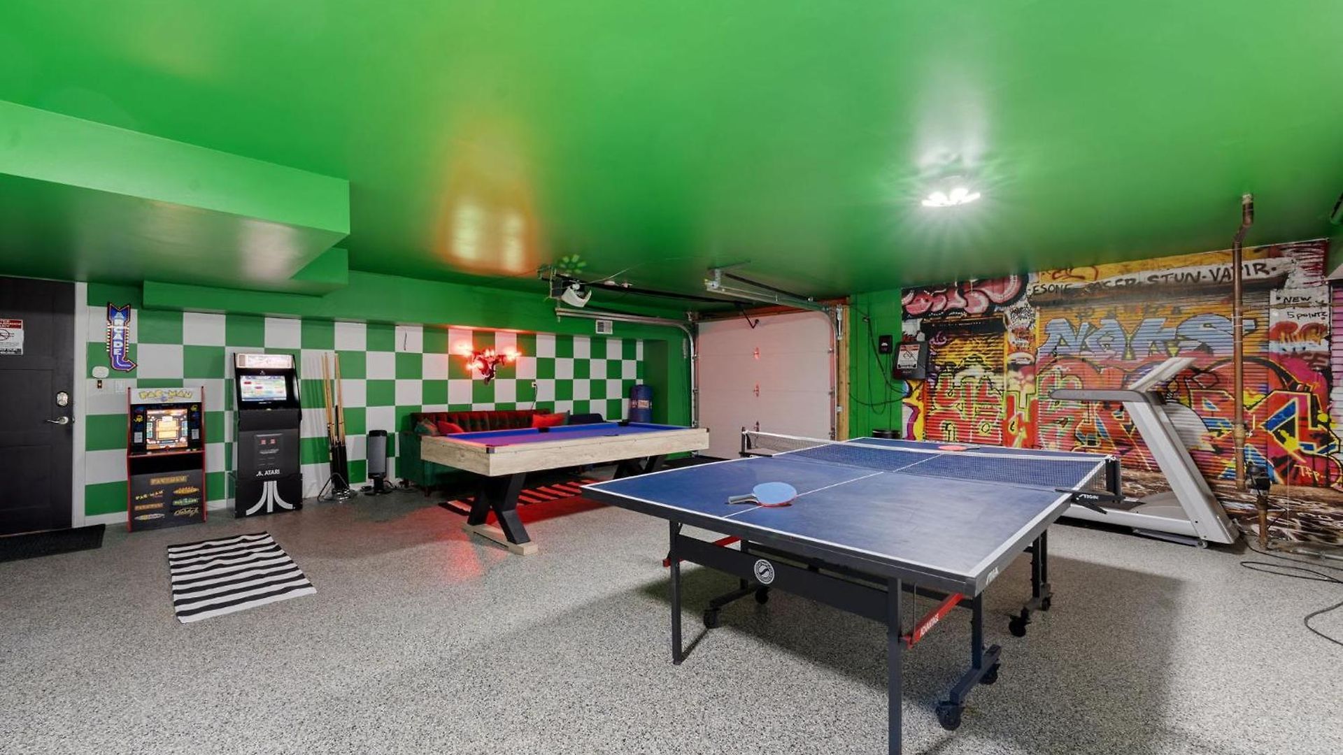5br 5ba Architectural Estate-theatre Gym Rooftop * Chicago