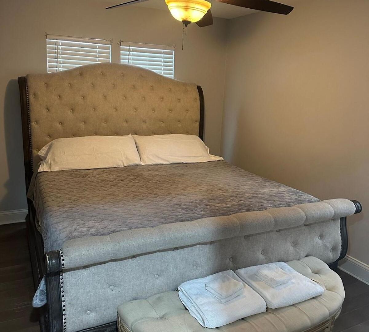 The Marlowe, A Couples Getaway * Chicago