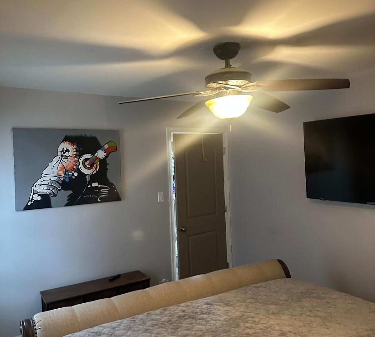 The Marlowe, A Couples Getaway Apartment