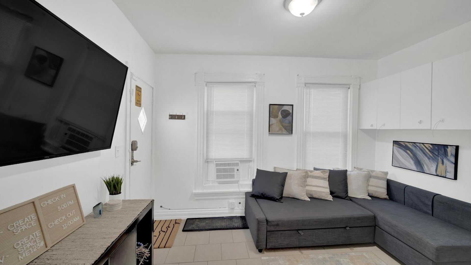 Apartment Kimball Chicago