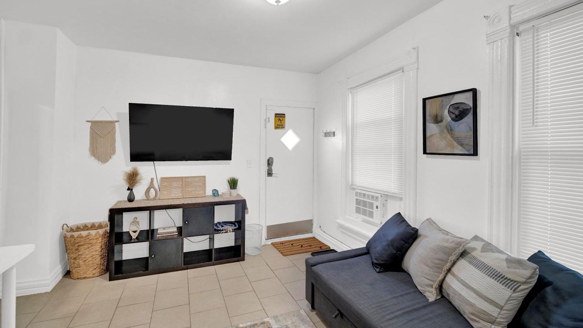 Apartment Kimball Chicago