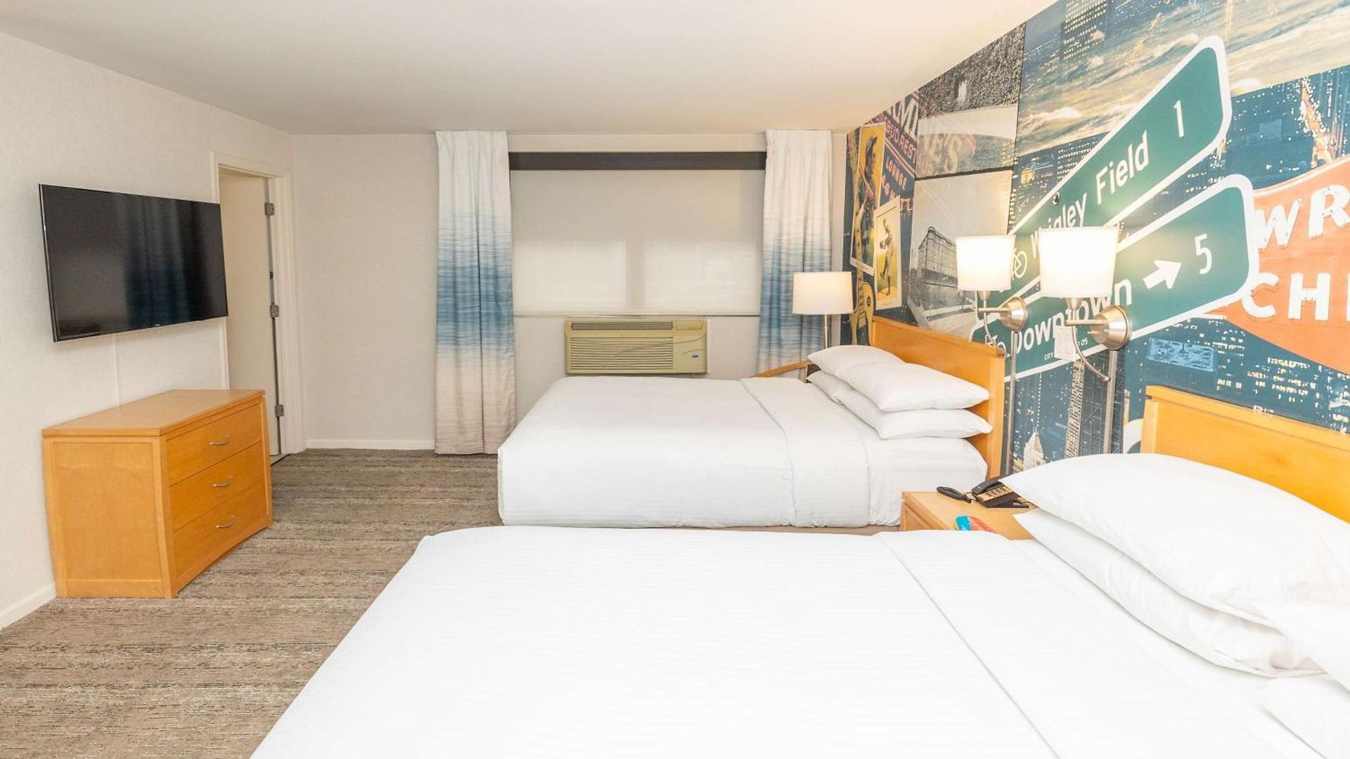 Versey Lincoln Park Hotel Chicago