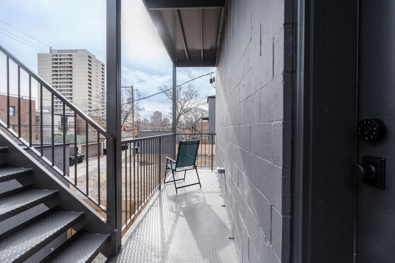 Modern 3br Near Dt Chi Apartment *
