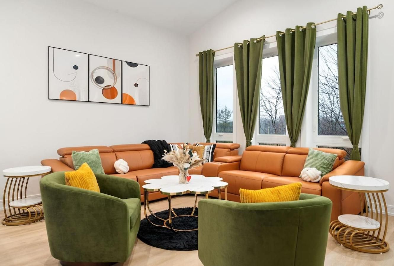 Modern 3br Near Dt Chi Apartment *