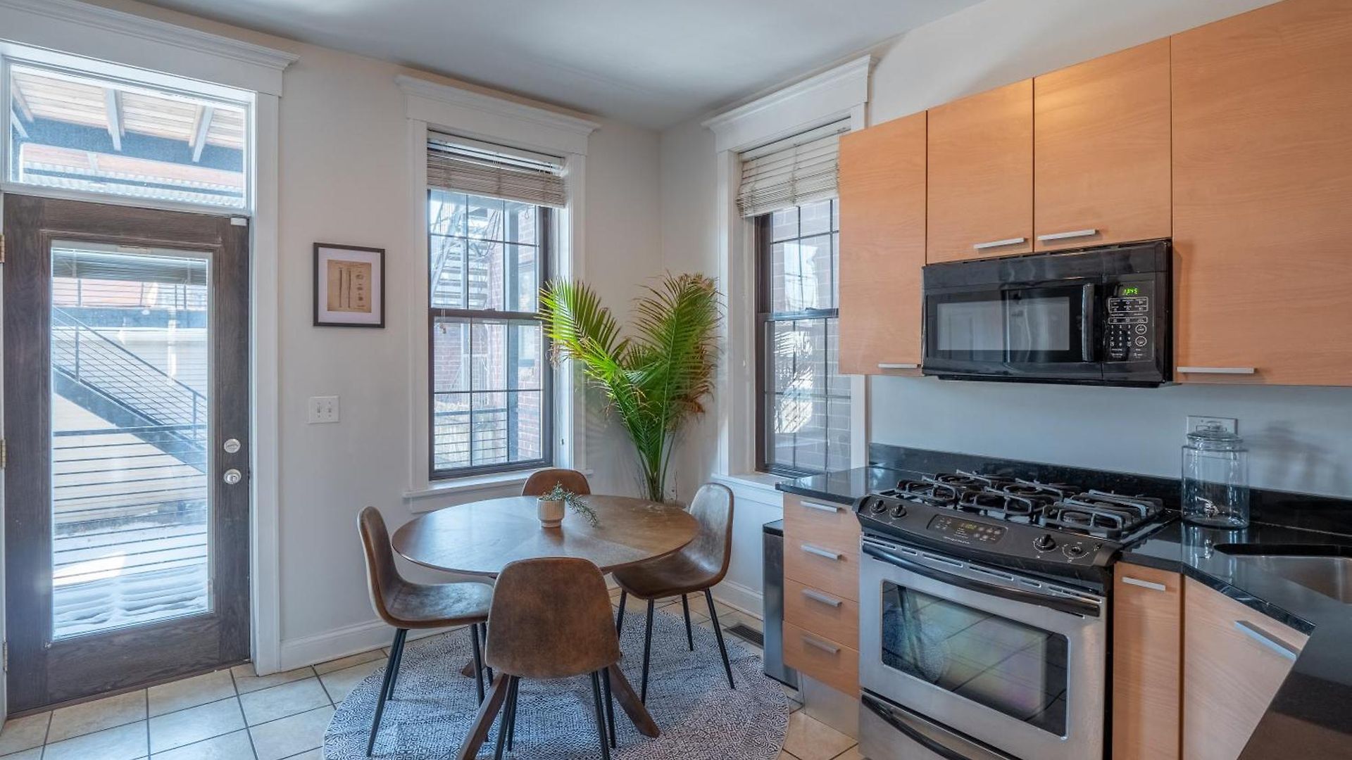 Apartment Wrigleyville Chicago