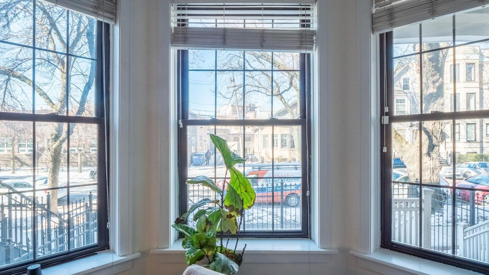 Apartment Wrigleyville