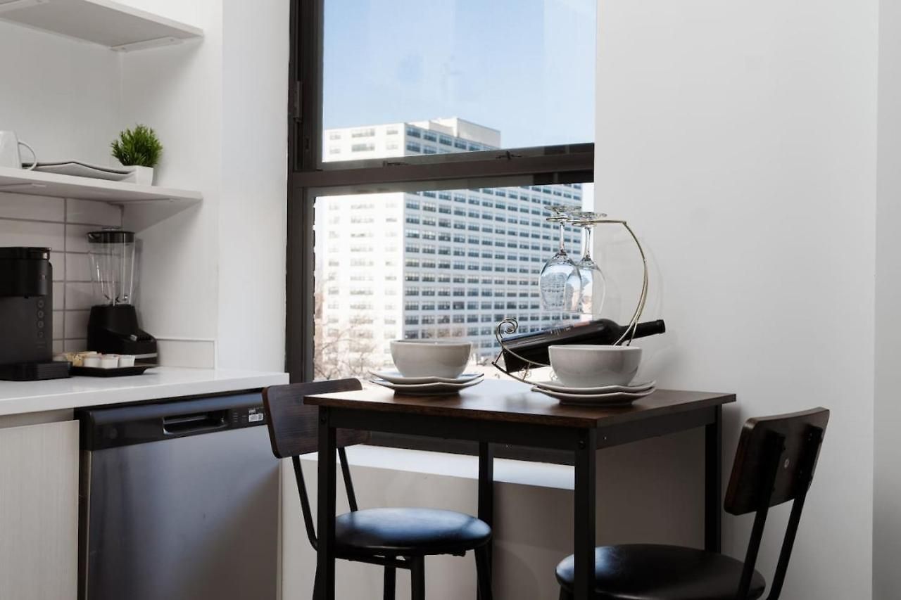 Regal Stylish Uptown Loft Beachfront Rooftopwfhgym Apartment *